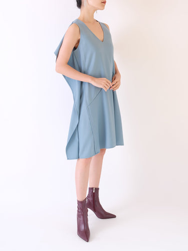 MM6 Maison Margiela（エムエムシックス メゾン マルジェラ）のひざ丈ドレス結婚式やパーティーにぴったりのレンタルアイテム。