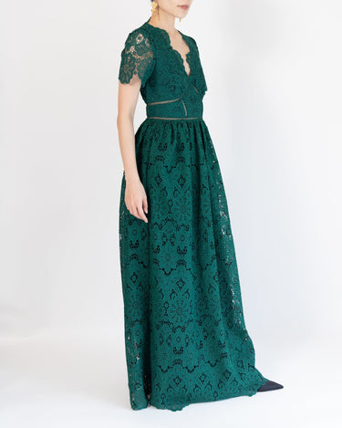 Self - Portrait（セルフ・ポートレート）のロングドレス結婚式やパーティーにぴったりのレンタルアイテム。