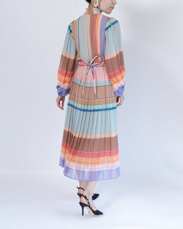 Zimmermann（ジマーマン）のミディドレス結婚式やパーティーにぴったりのレンタルアイテム。