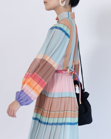 Zimmermann（ジマーマン）のミディドレス結婚式やパーティーにぴったりのレンタルアイテム。