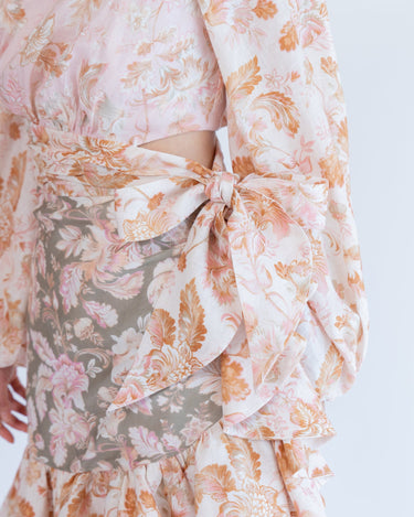 Zimmermann（ジマーマン）のひざ丈ドレス結婚式やパーティーにぴったりのレンタルアイテム。